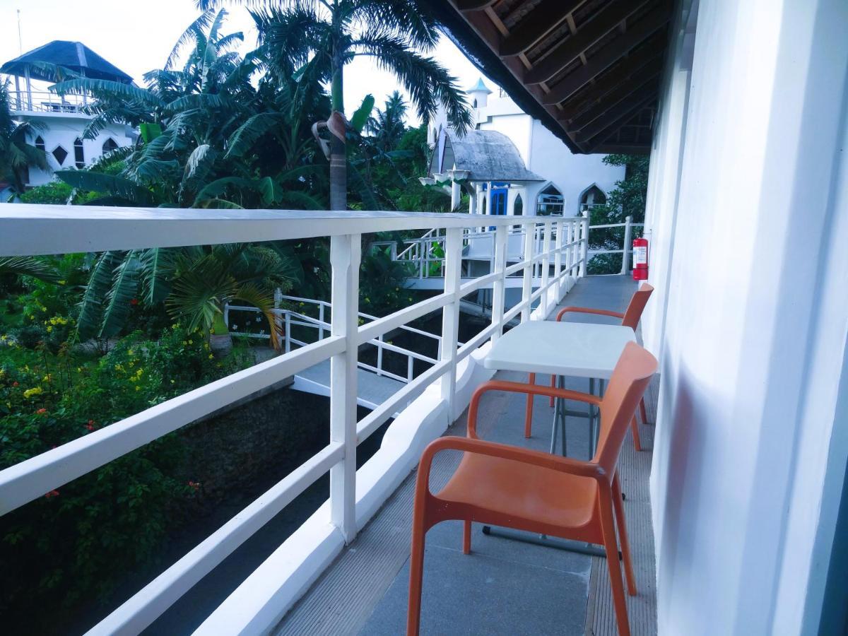Mg Chateau Resort El Nido Exterior foto